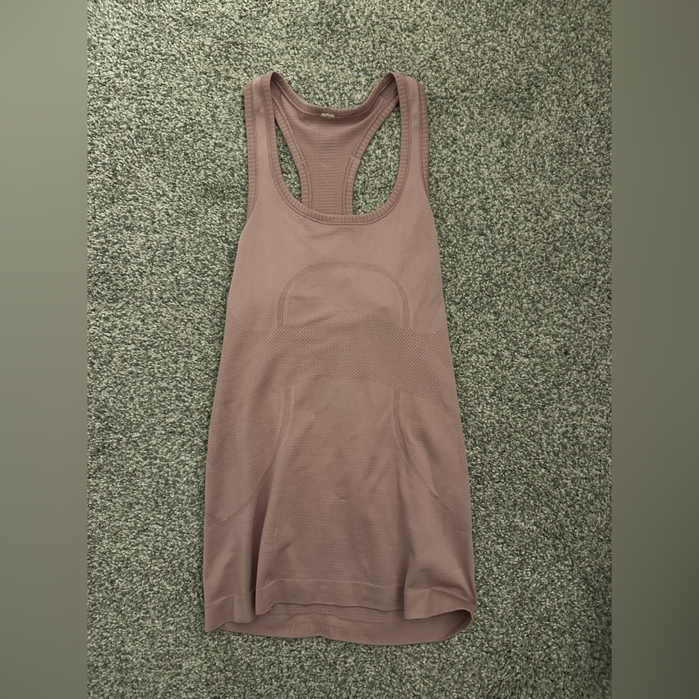 LULULEMON light purple tank